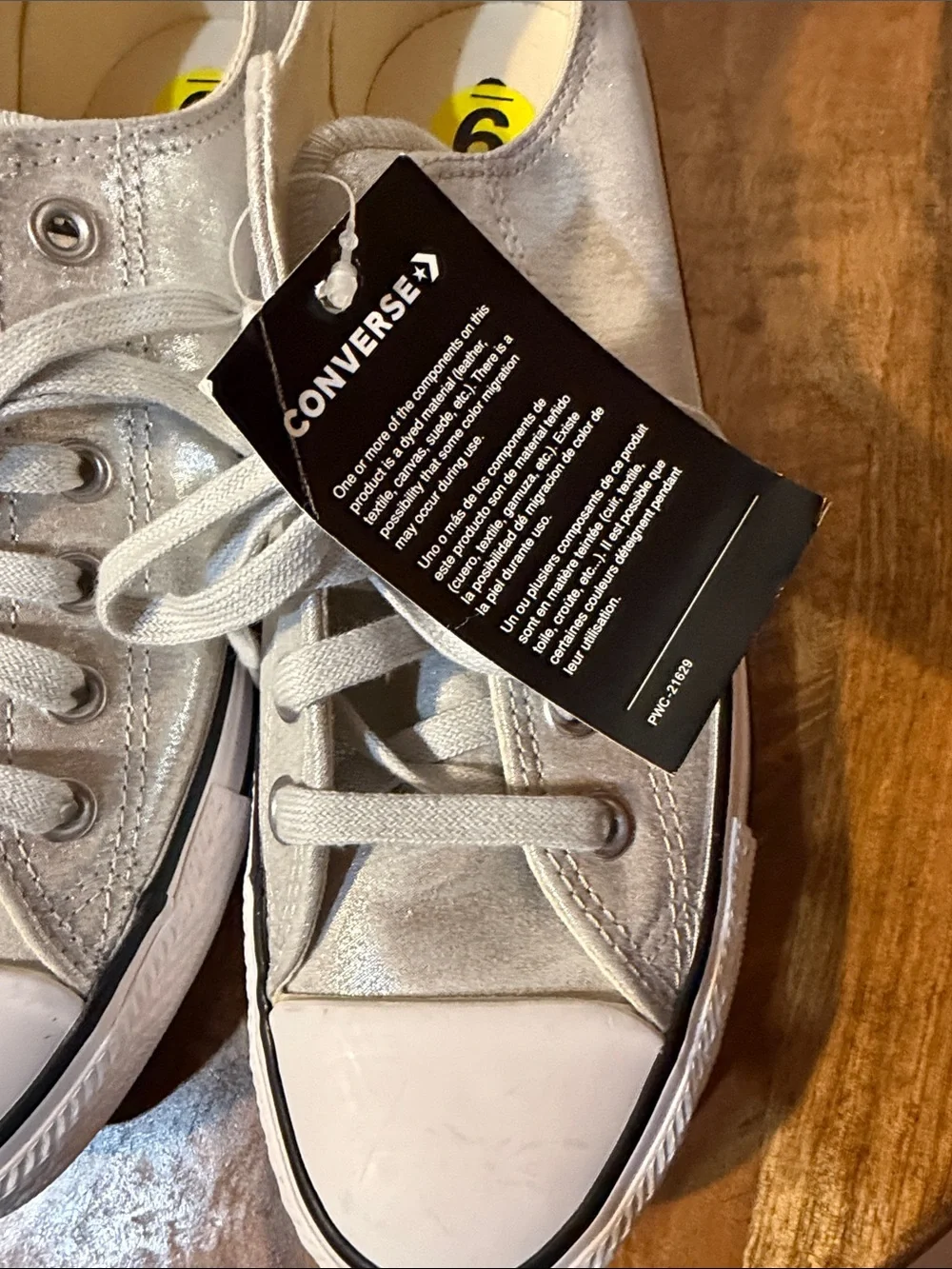 Unisex Silver Metallic Converse Low Top - Picture 5 of 6